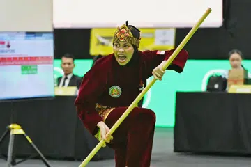 Pesilat Singapura, Nurin Insyirah Mohamed Aidil, tewas kepada pesilat Brunei Darussalam, 9.915 - 9.945, di peringkat separuh akhir acara seni tunggal puteri di Dewan Impact Forum, Bangkok pada 14 Disember.