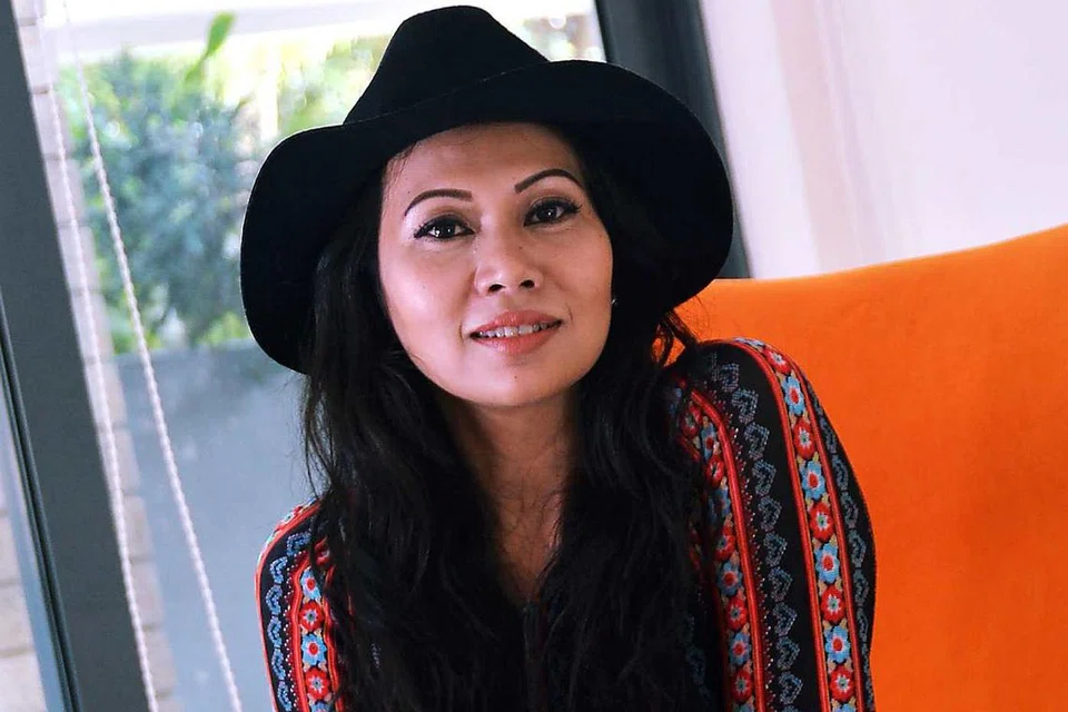 PENGALAMAN YANG BERBEZA: Wahyu Rahman berusaha gigih mengilhamkan kisah perjalanan seorang ibu yang berbeza dan penuh pergolakan emosi. - Foto KHALID BABA