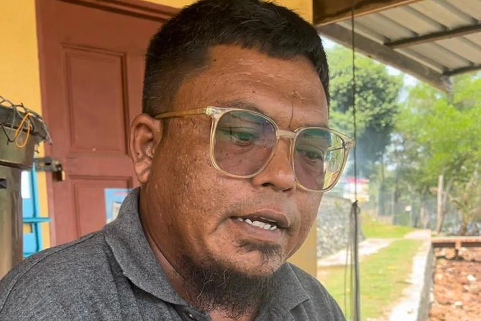 Pengusaha kupang di Pasir Panjang, Port Dickson, Encik Othman Sulaiman,  mengalami kerugian besar akibat kejadian kupang beracun.