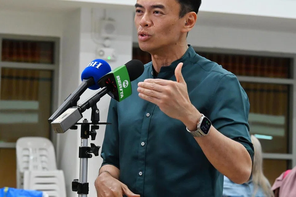 Belia Melayu/ Islam harus menceburi bidang sains, teknologi, kejuruteraan dan matematik (STEM) untuk merebut peluang baru yang timbul dalam pasaran pekerjaan, kata AP GRC Jalan Besar, Dr Wan Rizal Wan Zakariah. Beliau berkata demikian semasa bercakap kepada media di akhir sesi dialog pasca-Rapat Umum Hari Kebangsaan (NDR) di Kelab Masyarakat Woodlands pada 22 September.