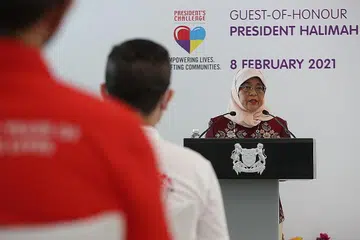 DANA DILANCAR: Dana Digital Sepanjang Hayat itu bertujuan menyokong projek dan kegiatan berkaitan digital yang dimulakan masyarakat. Ia dilancarkan oleh Presiden Halimah Yacob Isnin lalu.