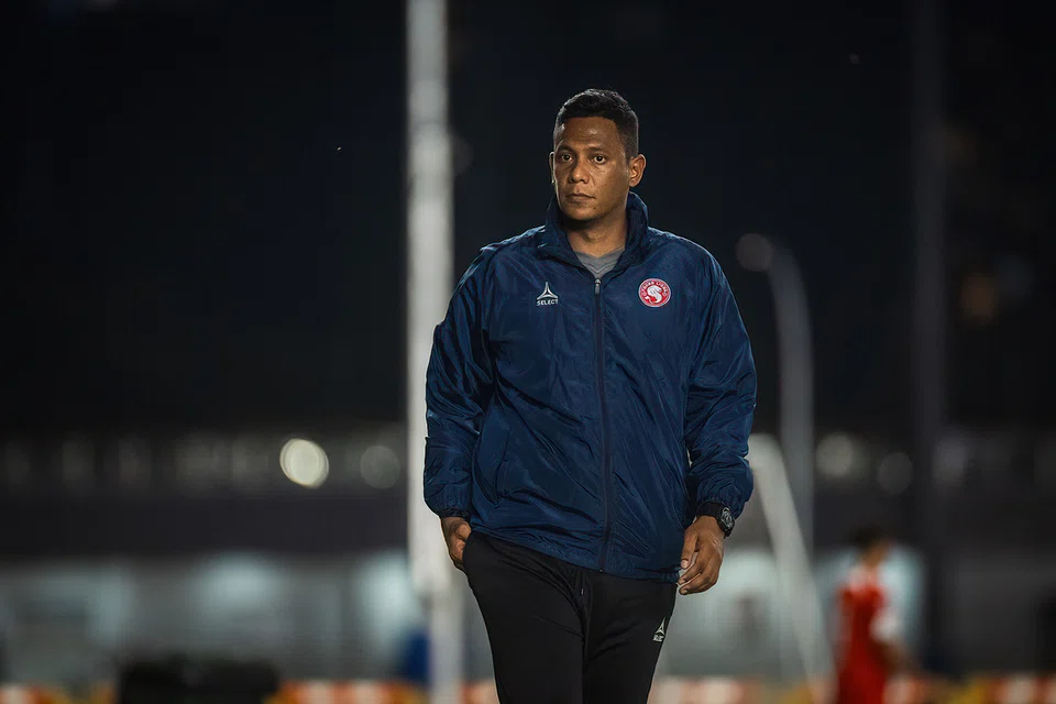 Ketua Jurulatih Young Lions, Firdaus Kassim. 