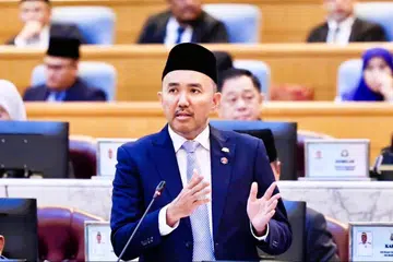 Malaysia, premis, tanpa lesen, warga asing