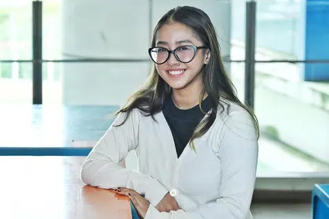 Setiap kemenangan dalam kejohanan bola sepak menjadi pencetus semangat untuk Putri Nur’Naiema Muhammad Ismail, 20 tahun, bangkit daripada kemelut hidup.