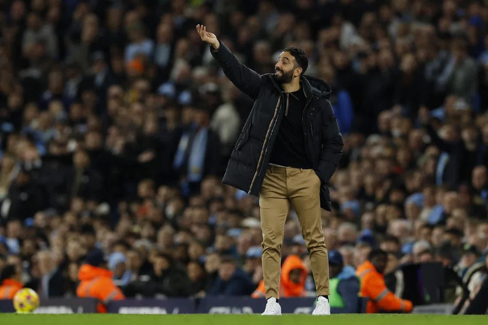 Keputusan 2-1 yang menyebelahi Manchester United dalam perlawanan menentang seteru mereka, Manchester City, mewajarkan langkah pengurus Rubin Amorim (gambar) menggugurkan Marcus Rashford dan Alejandro Garnacho daripada skuadnya. 