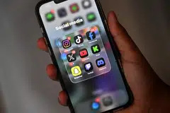 Kandungan ‘brainrot’, iaitu istilah yang merujuk kepada kemerosotan kognitif dan keletihan mental disebabkan oleh pendedahan berlebihan kepada kandungan Internet kurang bermutu, biasanya dipaparkan di platform seperti TikTok dan YouTube.