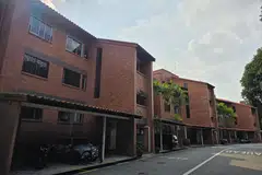 Harga simpanan $880 juta bagi penjualan kolektif kondominium Loyang Valley di Changi ialah $100 juta lebih rendah daripada tender terakhirnya pada 2022.