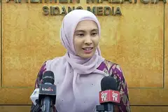 Cik Nurul Izzah Anwar.