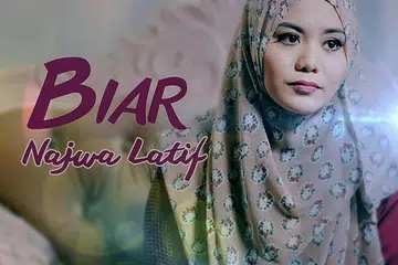 TETAP AKAN TERUS MENYANYI: Penyanyi Najwa Latif yang telah menghasilkan lagu baru, 'Biar', ingin meneruskan pengajian peringkat Sarjana Muda dalam Bahasa Inggeris di United Kingdom pada tahun depan, tetapi akan terus menyanyi. - Foto FACEBOOK