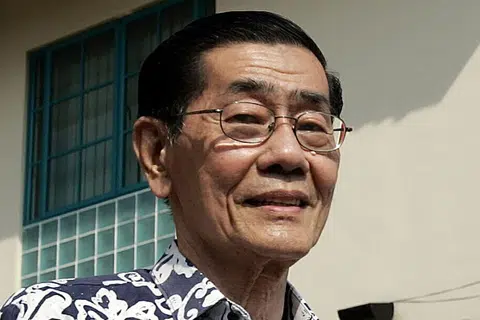 ALLAHYARHAM MAHMUD: Selain aktif dalam kerja-kerja kemasyarakatan, Allahyarham juga aktif dalam beberapa kegiatan sukan. - Foto fail