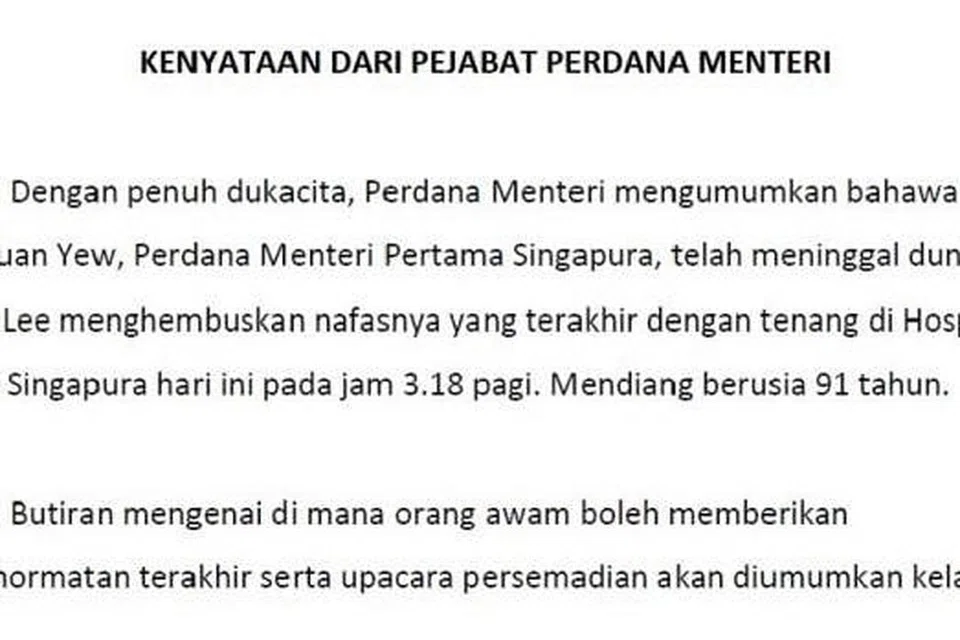 PERGINYA SEORANG PEMIMPIN: Kenyataan PMO tentang pemergian Encik Lee Kuan Yew awal pagi tadi. - Foto