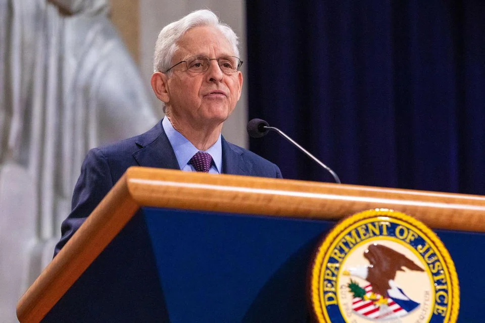 Merrick Garland, propaganda