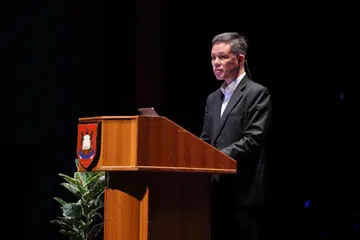 Menteri Pendidikan, Encik Chan Chun Sing, menyampaikan ucapan sebagai tetamu terhormat pada Kuliah Kementerian Pendidikan (MOE) x Institut Kajian Dasar (IPS) x Institut Pendidikan Nasional (NIE): ‘Dari Asas ke Sempadan – Perjalanan Pendidikan 60 Tahun’ yang diadakan pada 11 Februari di Maktab Rendah Anglo Chinese.