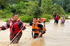 bomba, monsun, Johor