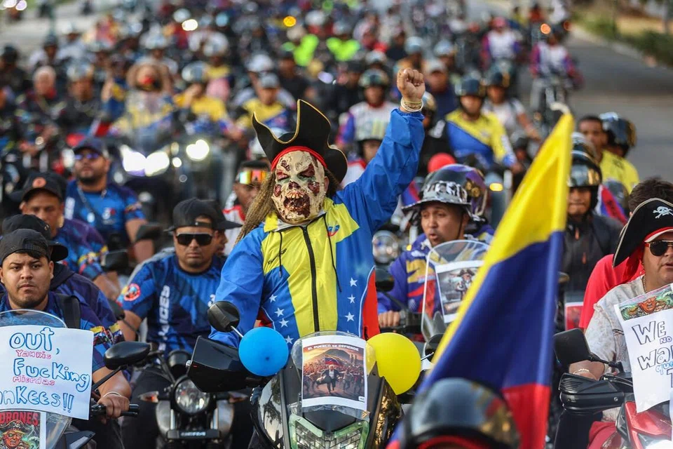 protest in caracas, rampasan kapal venezuela