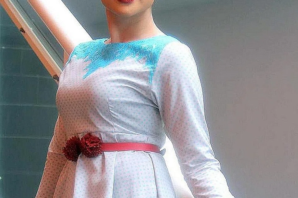 AMANAH LEBIH BESAR: Elly Mazlein enggan orang ramai berpandangan jelik terhadap ibu tunggal dan janda sepertinya yang sebenarnya memikul tanggungjawab lebih besar menjaga keperluan anak seorang diri. - Foto BUDIEY