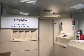 GANTI JENAMA: Pusat perkhidmatan pelanggan Transit Link yang terletak di pusat pertukaran bas atau stesen MRT kini ditukar kepada Pusat Perkhidmatan Tiket SimplyGo bagi urusan berkait tiket.