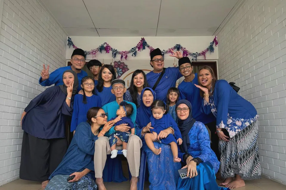 Keluarga Cik Nur Hidayah menyewa dua unit chalet bagi menampung lebih 50 anggota keluarga.
