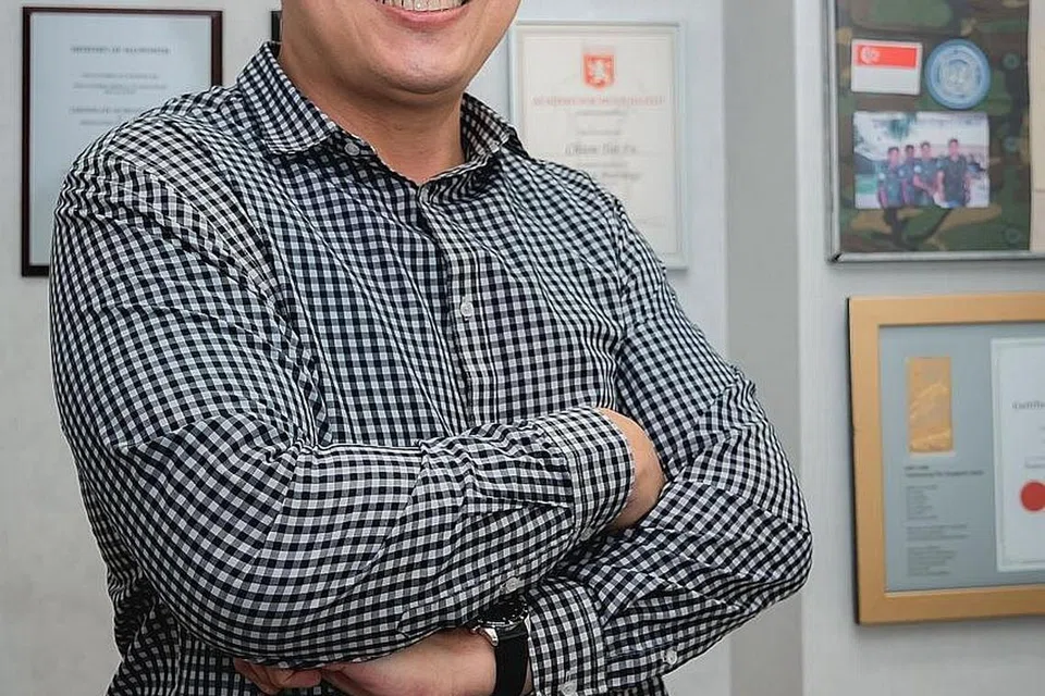 Dr Chiam Tut Fu, pakar dalam kesihatan muskuloskeletal (rangka otot) dan perubatan sukan Thomson Wellth Clinic.