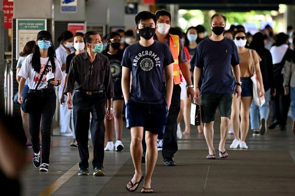 MOH berkata jumlah purata kes harian dalam masyarakat dalam masa seminggu telah merosot. Hari ini (26 Julai) lima kes dalam masyarakat telah dilaporkan sehingga tengahari tadi. 