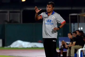 V. Sundramoorthy dikatakan menjadi calon pilihan utama bagi menjadi jurulatih pasukan bola sepak nasional Singapura.
