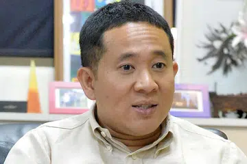 Setiausaha Parlimen Kanan (Ehwal Dalam Negeri merangkap Kesihatan) Encik Amrin Amin