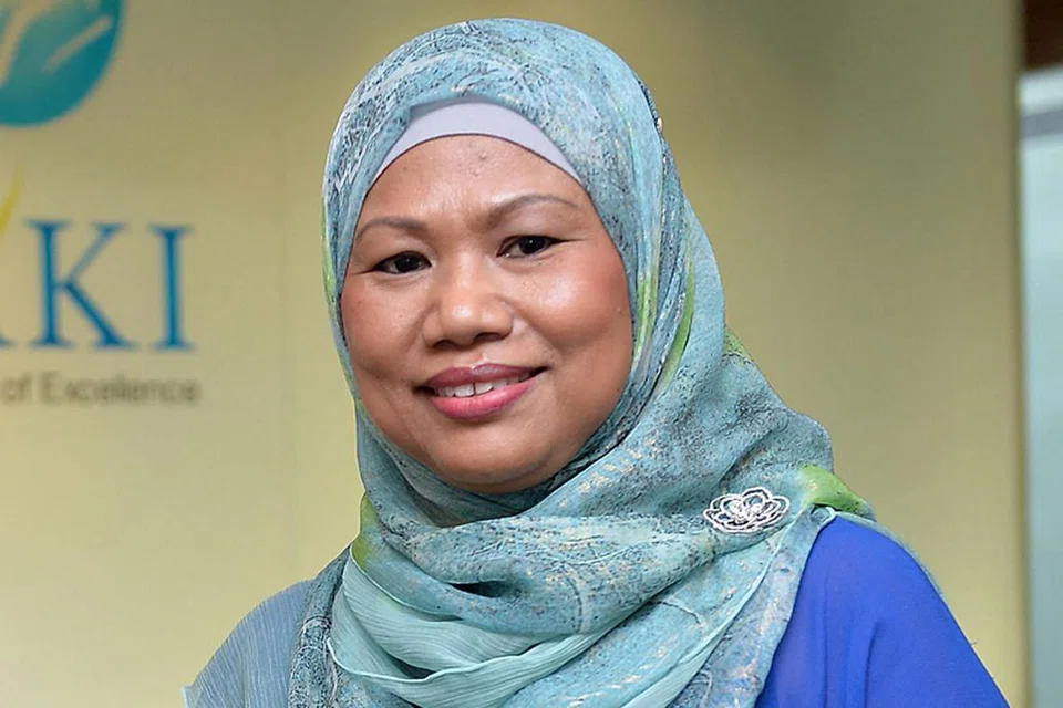 Cik Moliah Hashim, Mantan Ketua Pegawai Eksekutif (CEO) Yayasan Mendaki.