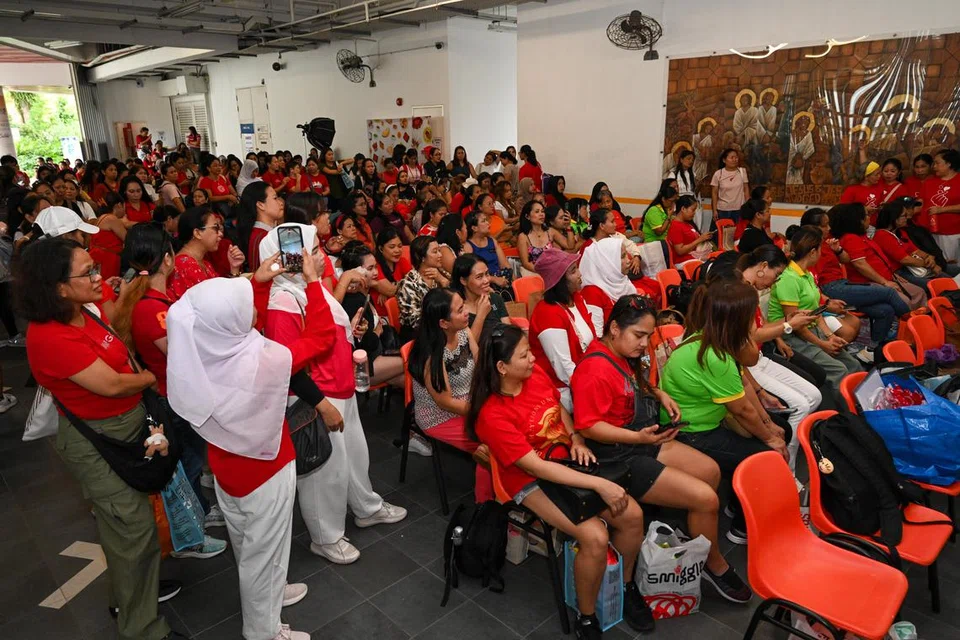 Seramai 500 pembantu rumah migran (MDW) menyambut bersama di acara Karnival Hari Kebangsaan di SowCare@Armenian, pada 11 Ogos. Ia adalah anjuran Jangkauan Pekerja Domestik Perikatan (Adeo). 