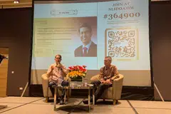 PERBINCANGAN JUJUR: Menteri Negara (Ehwal Dalam Negeri merangkap Pembangunan Negara), Profesor Madya Dr Muhammad Faishal Ibrahim (kiri) bersama pengerusi Yayasan Warisan Melayu (MHF) Dr Norshahril Saat berbincang mengenai isu dadah dan banduan bentan dalam edisi ketiga Siri Cendekiawan Lestari. 
