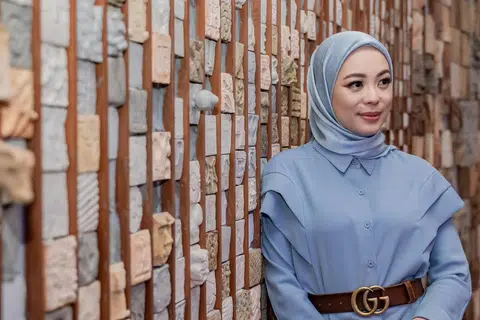 Vivy Yusof 