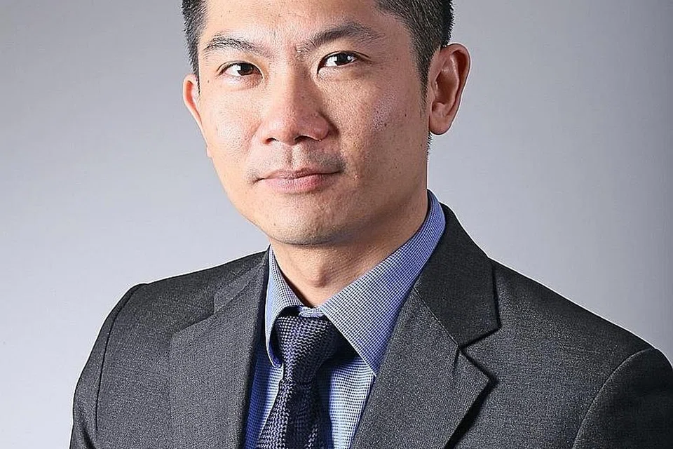 DR DAVID TAI: NET adalah sejenis barah yang mendapat namanya daripada jenis sel-sel asal mereka, yang merupakan sel-sel sistem neuroendokrin badan. Seperti namanya, sel-sel ini berkongsi sifat dengan sel saraf dan sel endokrin dan bertindak balas terhadap isyarat daripada sistem saraf untuk menghasilkan atau berhenti menghasilkan hormon. - Foto ihsan DR DAVID TAI