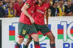 BAKAL BERAKSI: (Atas, kanan) Shakir, Hariss dan Aidil adalah tiga anak watan Singapura yang bakal beraksi dalam perlawanan akhir Piala Malaysia antara Kedah FA dengan Johor Darul Ta'zim esok di Stadium Bukit Jalil. - Foto FA KEDAH, JOHOR SOUTHERN TIGERS/FACEBOOK