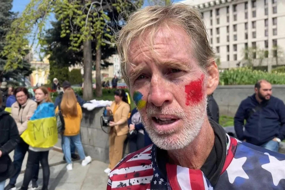 Tangkap skrin daripada video AFPTV pada 16 September menunjukkan Ryan Wesley Routh, suspek percubaan membunuh Encik Donald Trump, dalam satu temu bual.