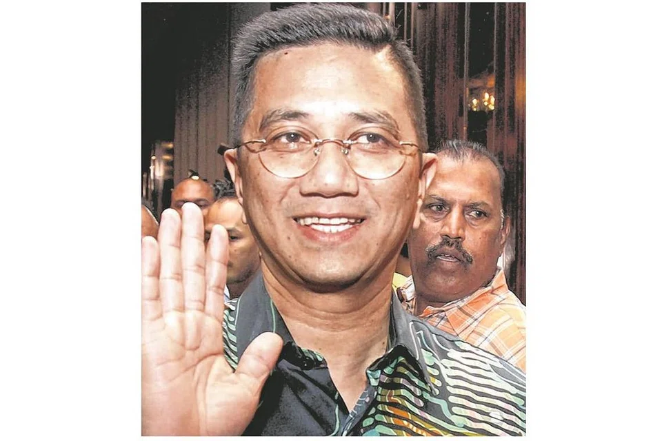 DATUK AZMIN: Dituduh bukan wakil rakyat yang bertanggungjawab.