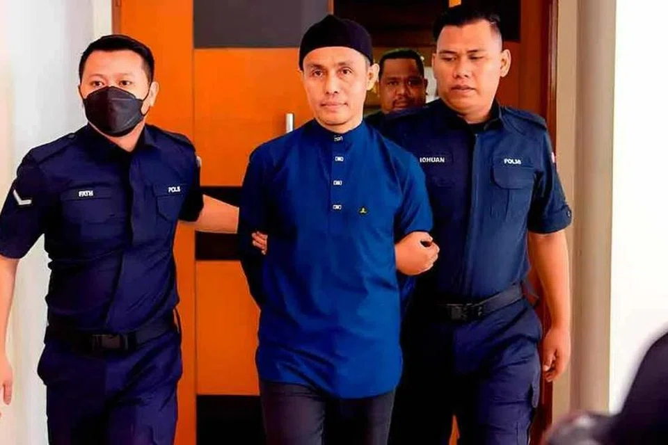 Malaysia, PU Azman, serangan seksual