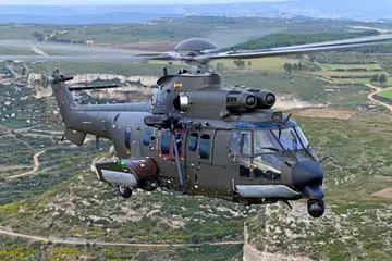 TIGA HELIKOPTER BARU: RSAF akan menerima penyerahan dan kiriman beberapa helikopter baru H225M bagi menggantikan Super Puma yang berkhidmat sejak 1983. - Foto FACEBOOK RSAF