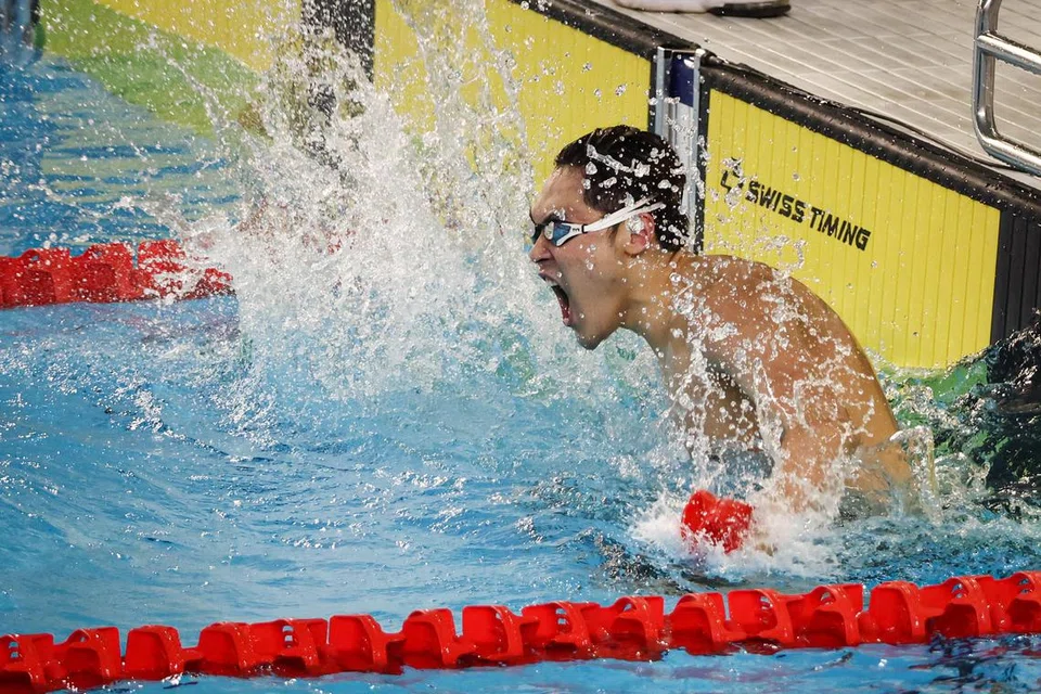 Pada 17 Mei 2022, perenang Singapura, Ang Wei, menjuarai acara akhir 200 meter kuak dada lelaki di Sukan SEA Hanoi ke-31 dengan catatan masa 2 minit 11.93 saat, sekali gus meraih pingat emas pertama negara dalam acara tersebut.