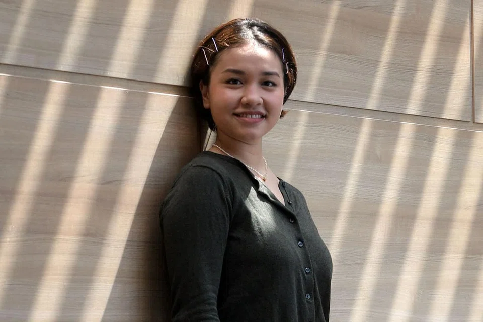 PELAWAK WANITA: Farah tidak sangka dapat berkecimpung dalam bidang komedi. Beliau seorang pelawak yang berani dan tidak segan melakonkan watak-watak yang 'gila-gila'. - Foto BH oleh ALPHONSUS CHERN