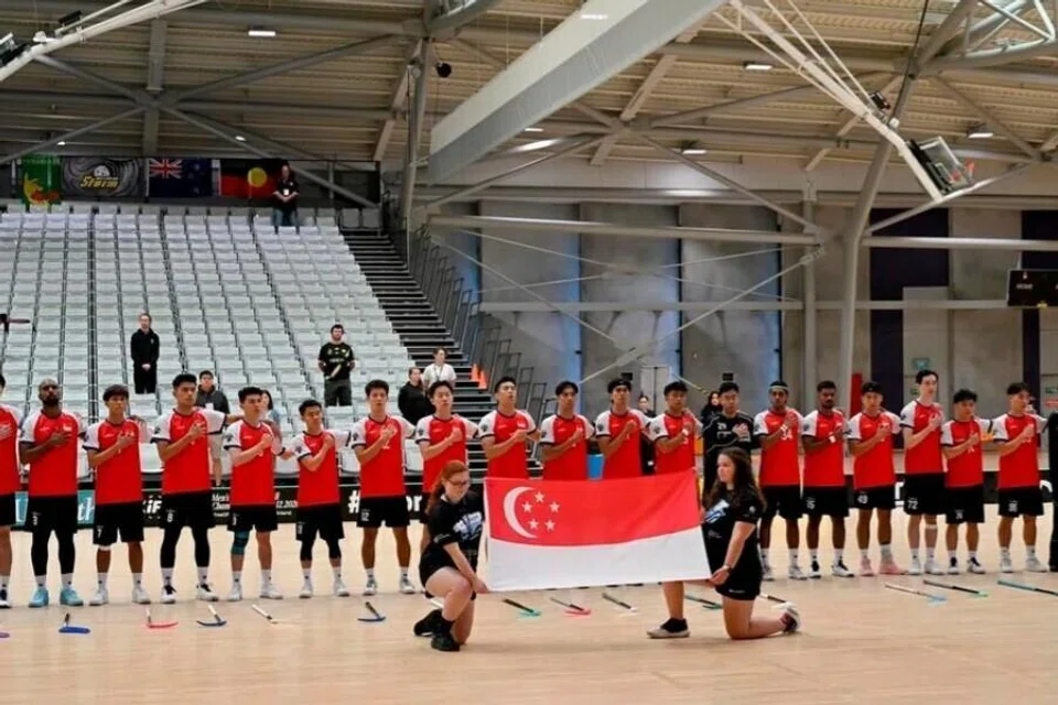 Singapura menduduki tempat teratas kumpulan mereka dalam kejohanan kelayakan Asia-Oceania untuk melayakkan diri ke WFC 2026 di Tampere, Finland.
