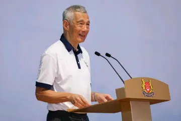Menteri Kanan, Encik Lee Hsien Loong, berkata Singapura siap sedia menangani cabaran landskap global yang berubah pantas. 
