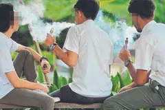Hampir 20,000 murid dan pelajar sekolah di Malaysia dikesan terbabit menghisap rokok elektronik atau ‘vape’ pada 2024.  