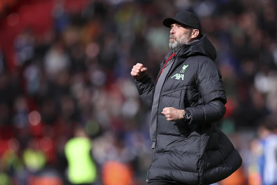 Pengurus Liverpool, Juergen Klopp, berkata beliau hanya memberi tumpuan kepada pasukannya dan mahu mendapatkan sebanyak mata yang mungkin. Beliau mengakui tidak berminat dengan apa yang dilakukan oleh Arsenal atau City. 