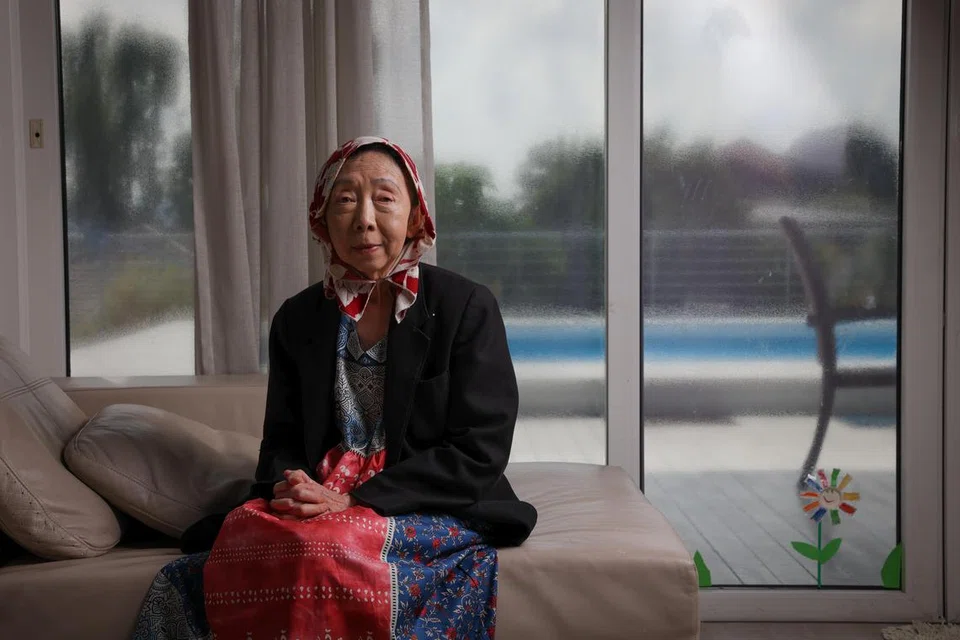 Dilahirkan di Pulau Pinang pada 1948, Dr Ang Swee Chai berpindah ke Singapura ketika masih kecil. Pakar bedah ortopedik berusia 76 tahun itu telah merawat mangsa perang di Lebanon dan Palestin sejak empat dekad lalu.