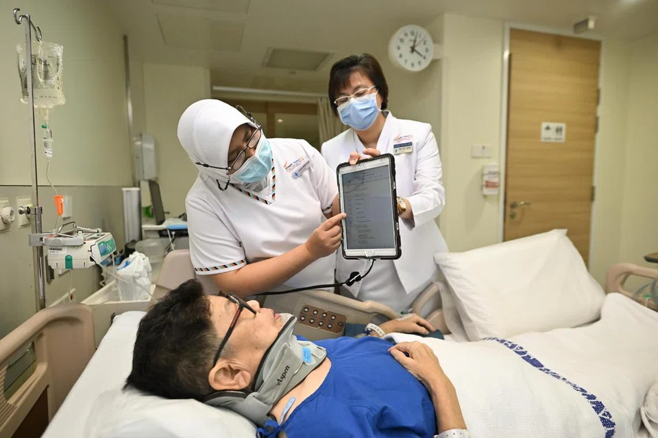Skim insurans kesihatan nasional MediShield Hayat akan disemak untuk memastikan bil perubatan besar terus dapat dimampui dan diperluaskan untuk merangkumi rawatan baru. Gambar diambil di Hospital Besar Changi pada 2022.