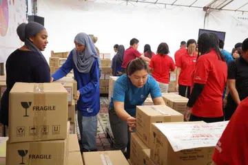  gereja, Charis Tabernacle, HM Gaza Relief Packing Countdown with Compassion’, humanity matters