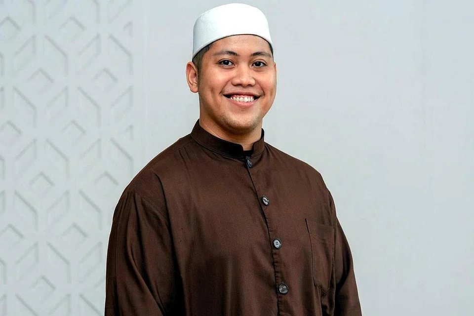 SEKILAS BIODATA: Ustaz Muhammad Idris Rifaie, pegawai dakwah Masjid Yusof Ishak. Beliau memiliki ijazah sarjana muda dalam bidang Usuluddin daripada Universiti Al-Azhar, Mesir.