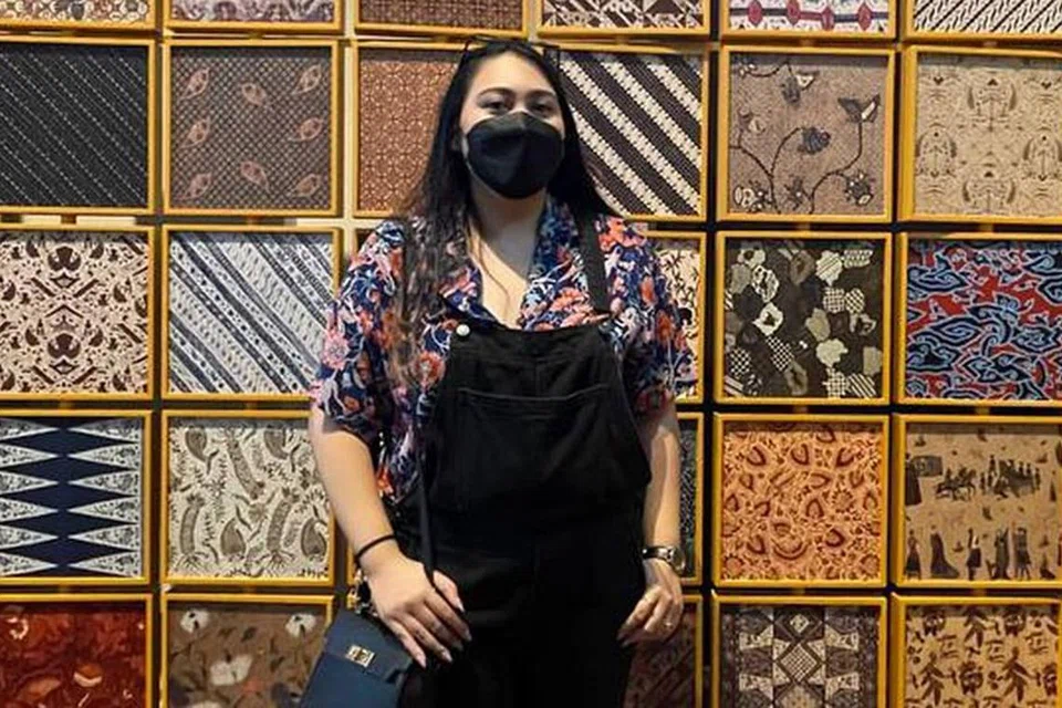 ADAKAN ACARA SAMPINGAN: Pengarah seni, Cik Suvitra Balakrishnan, merasakan muzium boleh mengadakan acara sampingan supaya pengunjung dapat memahami mesej yang ingin disampaikan dengan lebih baik. - Foto ihsan SUVITRA BALAKRISHNAN