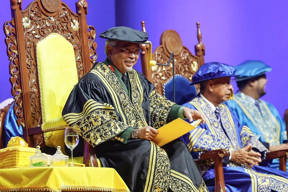 TOLAK KONFLIK: Yang di-Pertuan Agong, Sultan Abdullah Ahmad Shah ketika menyampaikan titah pada Istiadat Konvokesyen ke-13 Universiti Pertahanan Nasional Malaysia (UPNM) di Dewan Merdeka, Pusat Dagangan Dunia (WTC) pada 6 Disember.