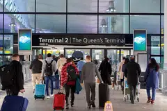 Lapangan Terbang Heathrow berkata rancangan peluasan tersebut memerlukan pihaknya menaikkan yuran yang dikenakan ke atas syarikat penerbangan.