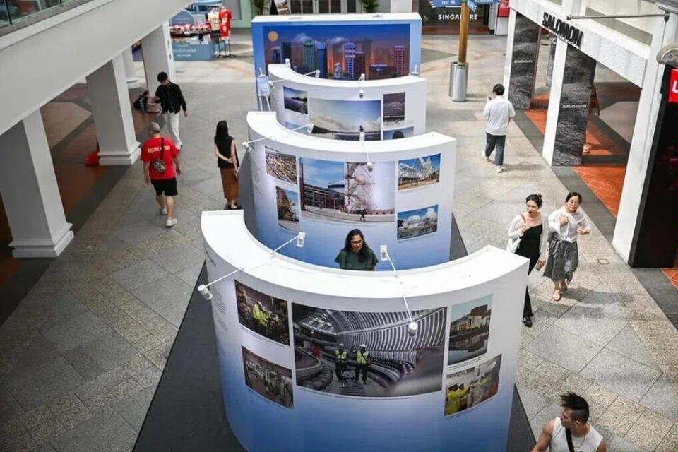 Pameran foto ‘Invisible Power. Visible Impact.’ di Bugis Junction, tenaga, EMA